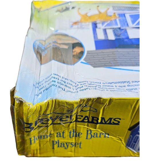 Breyer Horses Breyer Farms Home at The Barn Playset 10 Piece Set NEW IN BOX - Picture 8 of 8